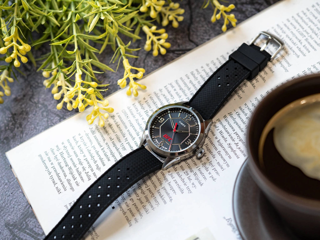 Zegarek męski TIMEX TW2V56100 UFC Pro