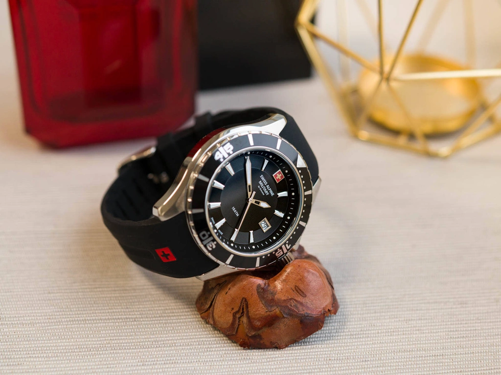 Zegarek męski SWISS ALPINE MILITARY SAM7040.1837