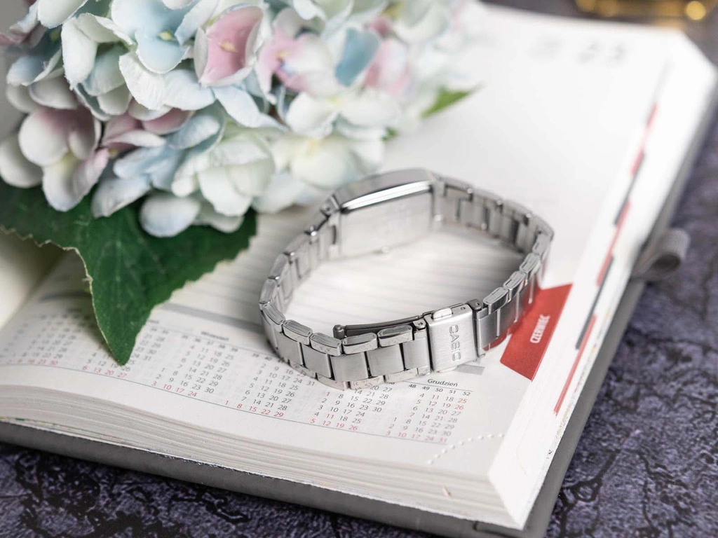 Zegarek damski CASIO LTP-1165PA-7C2EF