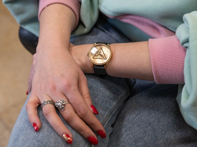 Zegarek damski GUESS GW0942L2 Roxy