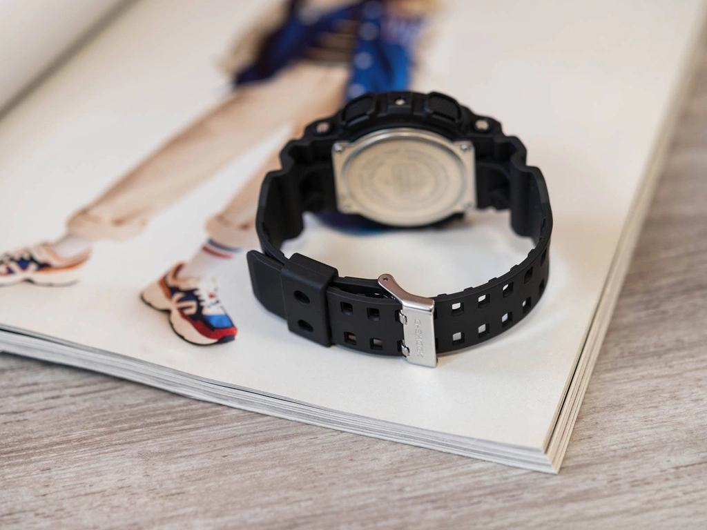 Zegarek męski CASIO G-SHOCK GA-110MF-1AER Multi Fluorescent