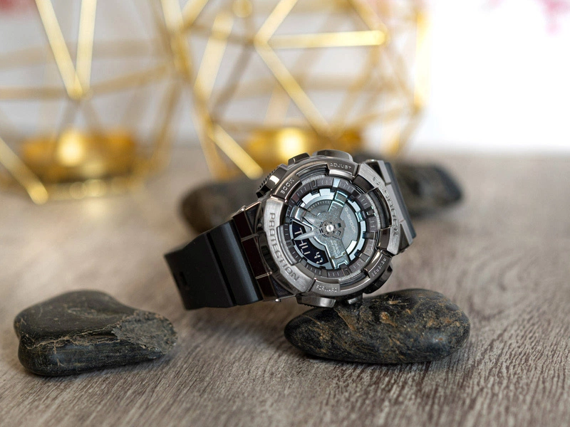 Zegarek damski CASIO G-SHOCK GM-S110B-8AER 