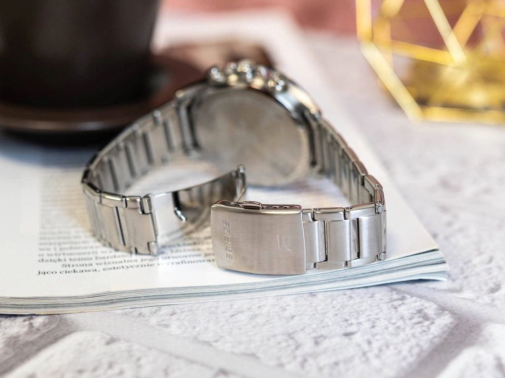 Zegarek męski CASIO Edifice ECB-30DB-1AEF