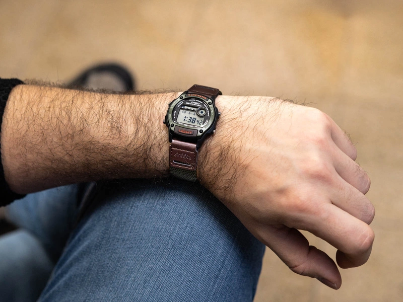 Zegarek męski CASIO W-220HF-3AVEF