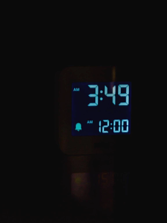 Budzik Braun BC08W-DCF