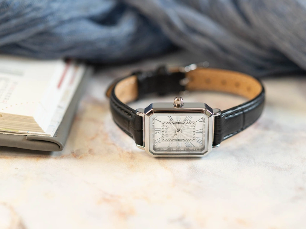 Zegarek damski TIMEX TW2Y00800 Dress