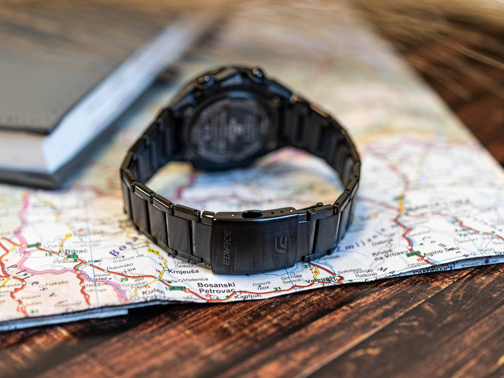 Zegarek męski CASIO Edifice ECB-2200DC-1AEF Windflow