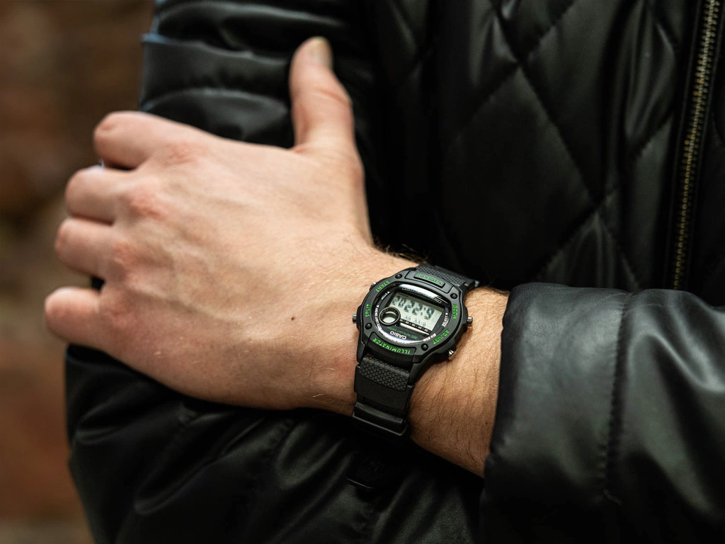 Zegarek męski CASIO W-220H-1A3VEF