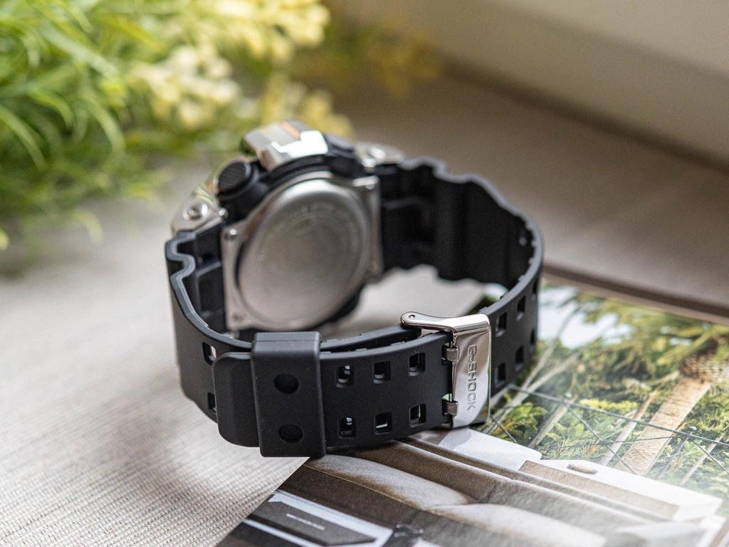 Zegarek męski CASIO G-SHOCK GM-700-1AER