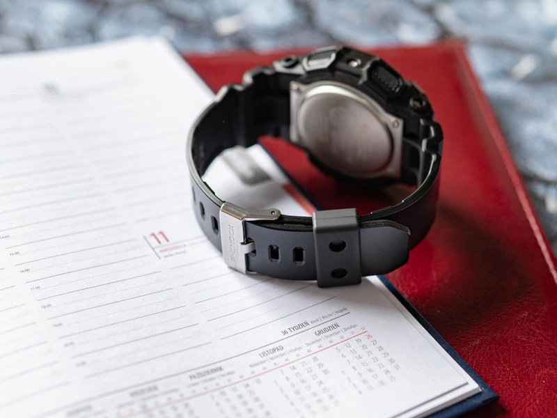 Zegarek męski CASIO G-SHOCK GA-010GGB-1A9ER