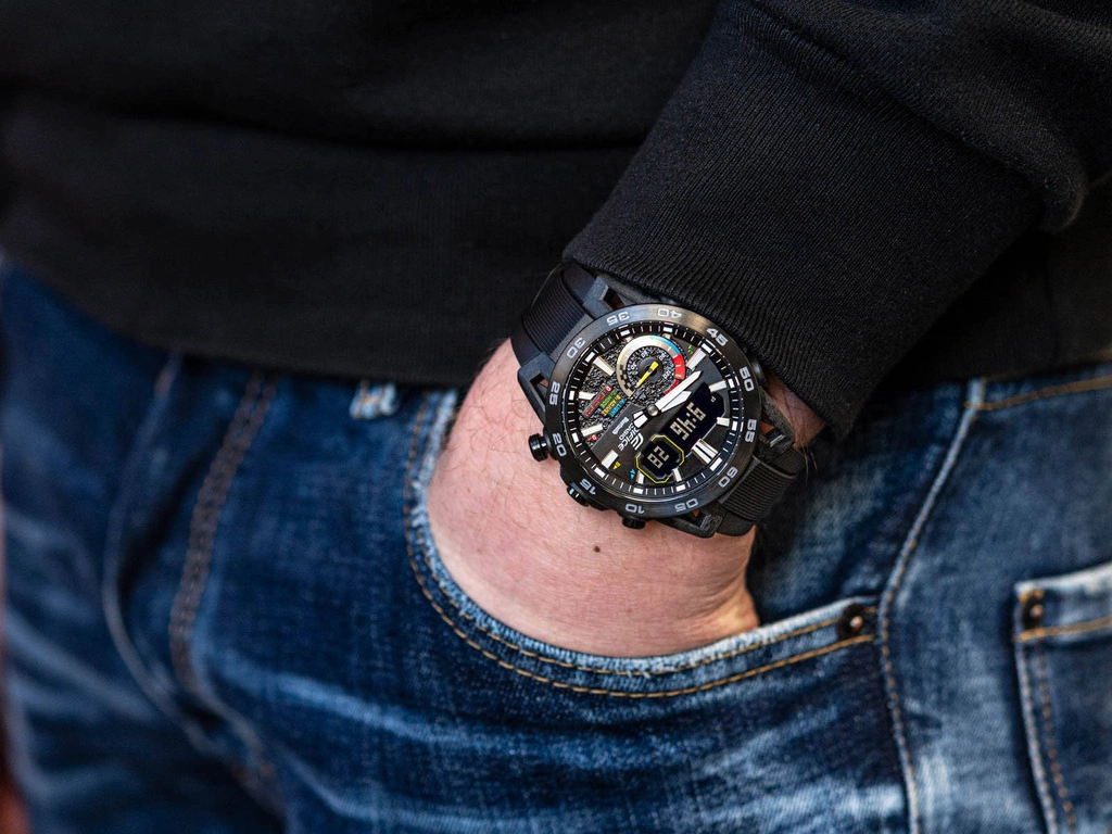 Zegarek męski CASIO Edifice ECB-40MP-1AEF