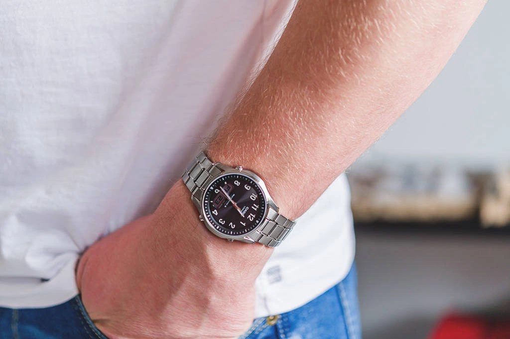 Zegarek męski CASIO LCW-M100TSE-1A2ER