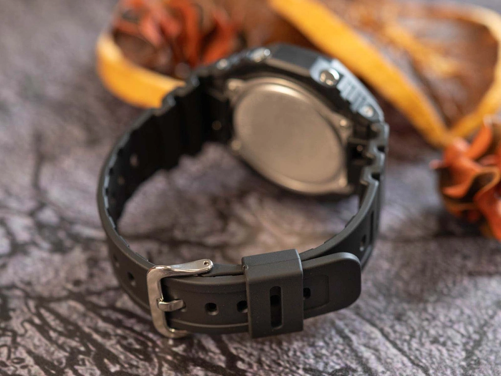 Zegarek męski CASIO G-SHOCK GA-B2100BBR-1AER