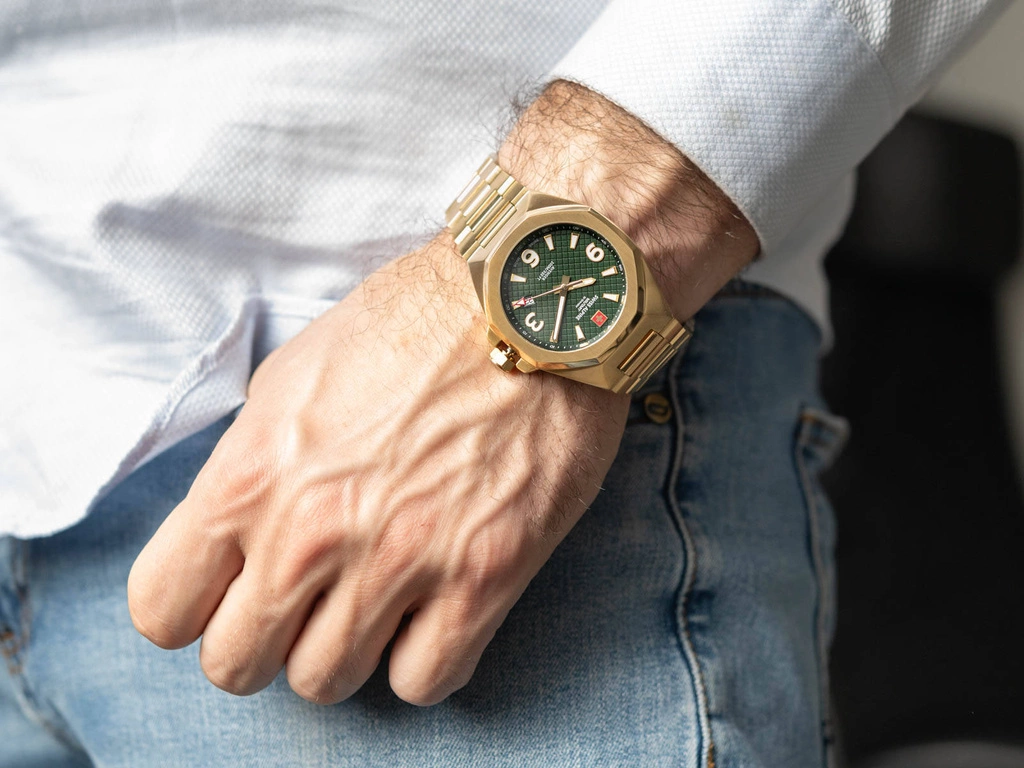 Zegarek męski SWISS ALPINE MILITARY SAM7005.1114