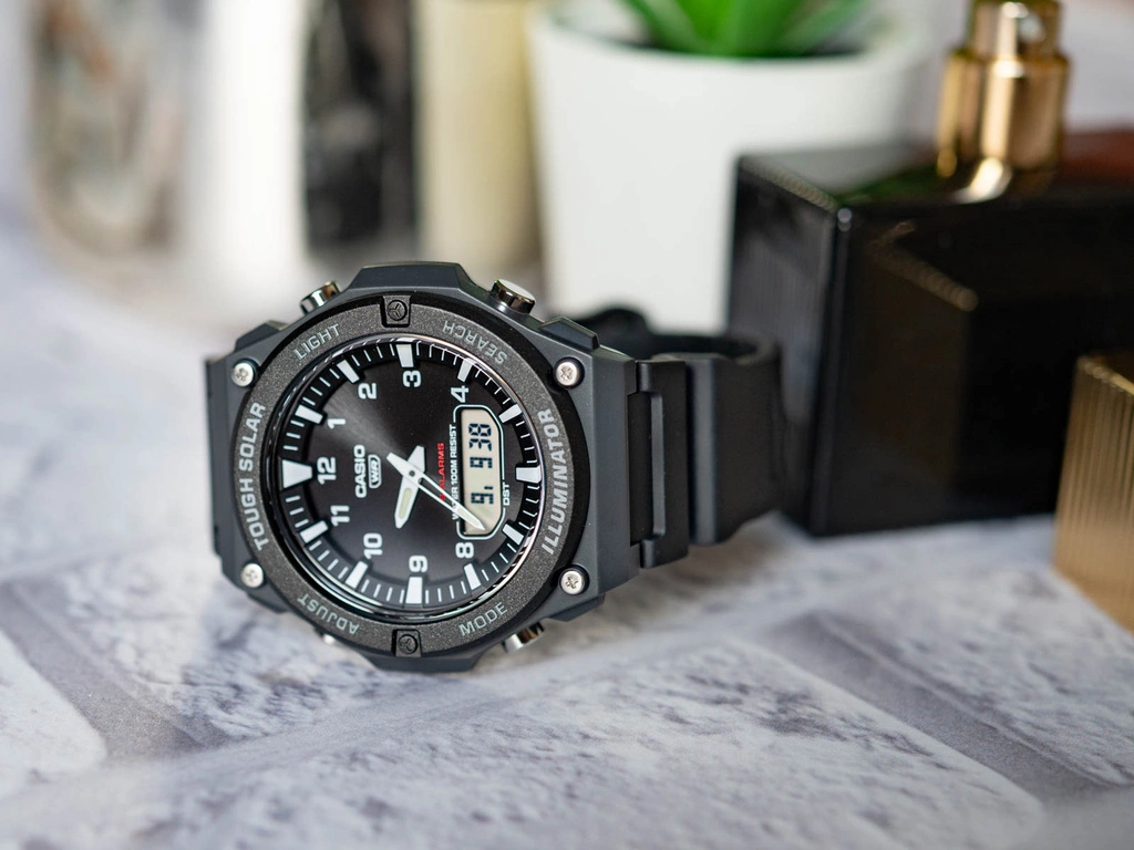 Zegarek męski CASIO AQ-S820W-1AVEF
