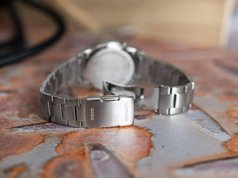 Zegarek męski CASIO LCW-M170D-2AER Lineage