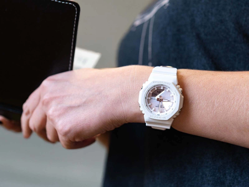 Zegarek damski CASIO G-SHOCK GMA-P2100PC-7AER 