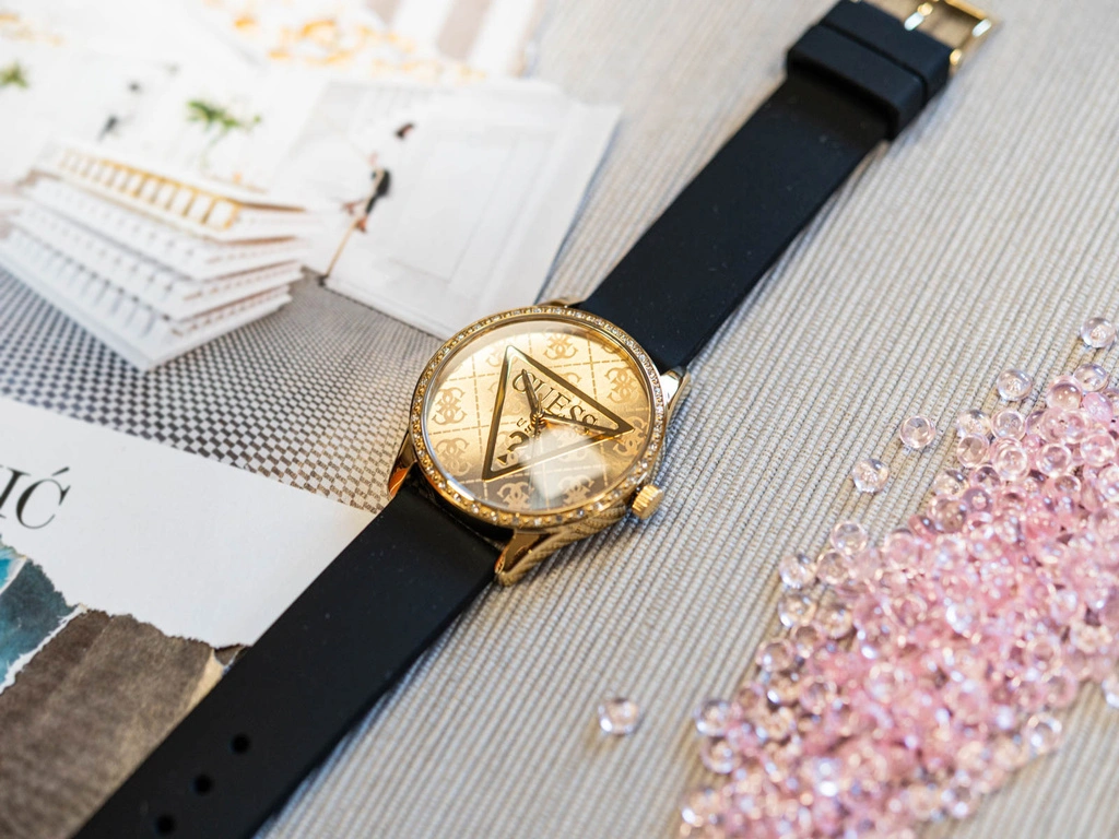 Zegarek damski GUESS GW0942L2 Roxy