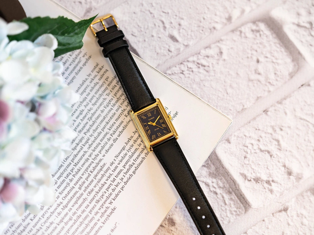 Zegarek damski CASIO LTP-B165GL-2BVEF