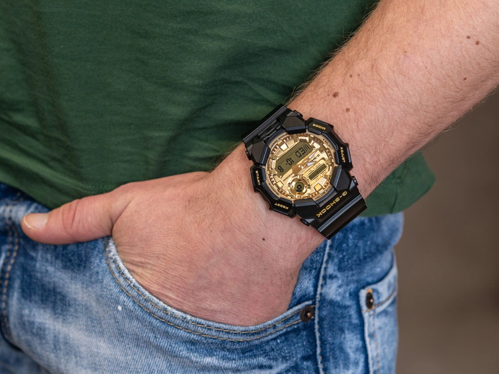 Zegarek męski CASIO G-SHOCK GA-010GGB-1A9ER