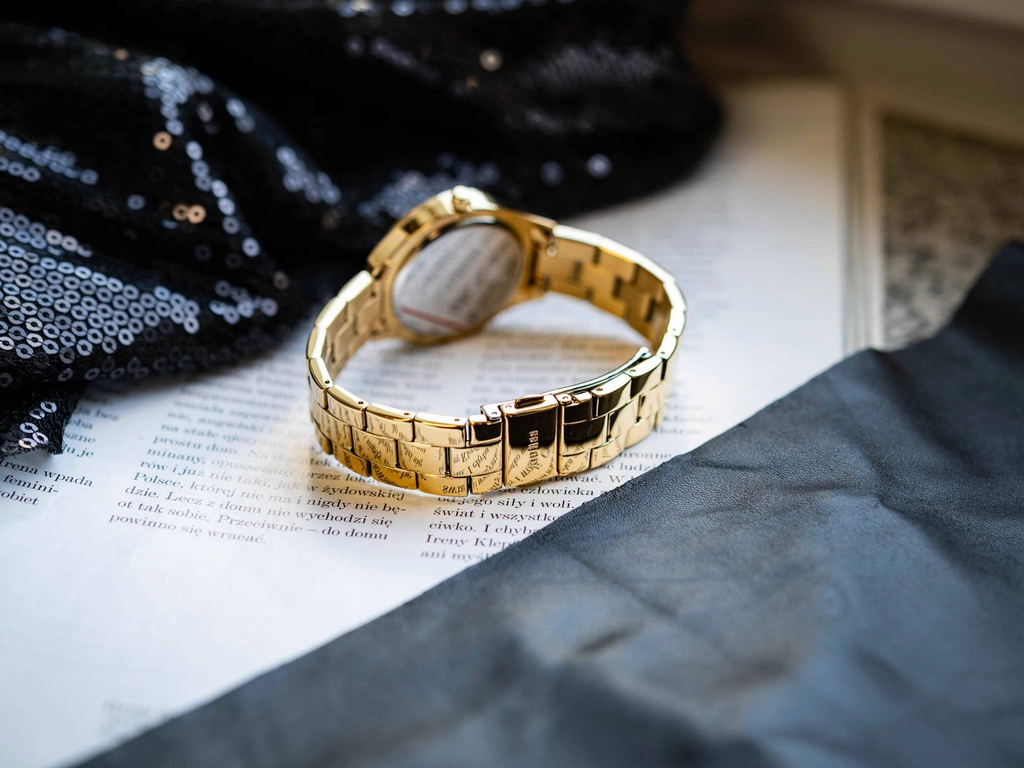 Zegarek damski GUESS GW0675L2 Tri Plaque