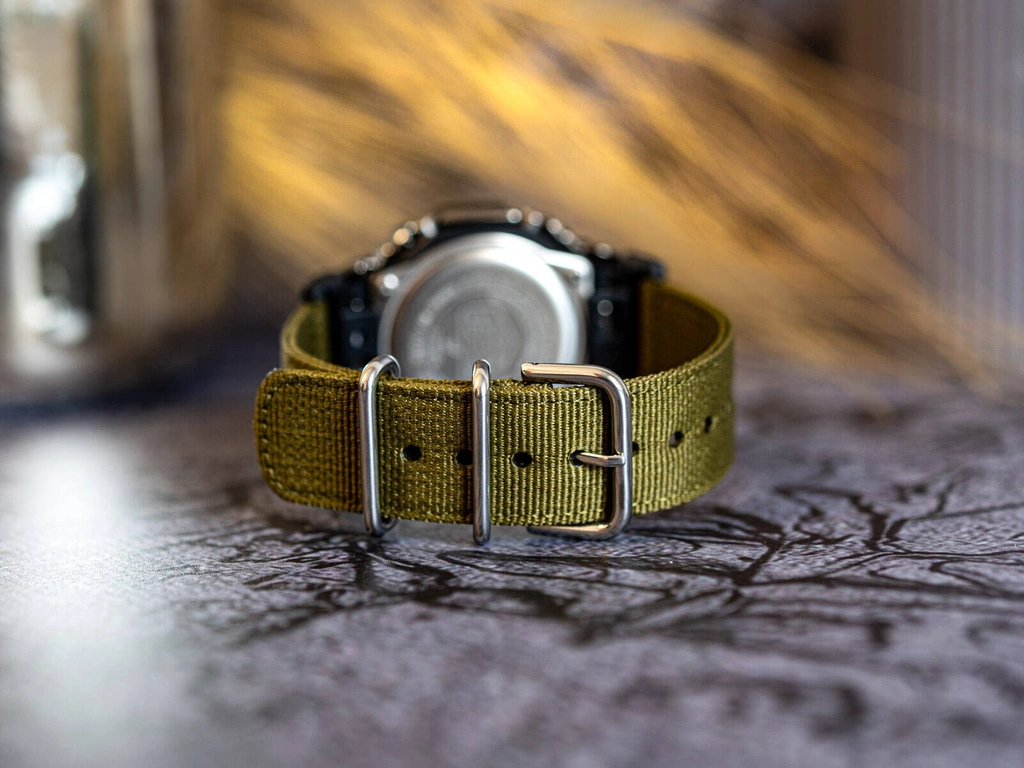 Zegarek męski CASIO G-SHOCK GM-2100CB-3AER Metal Covered