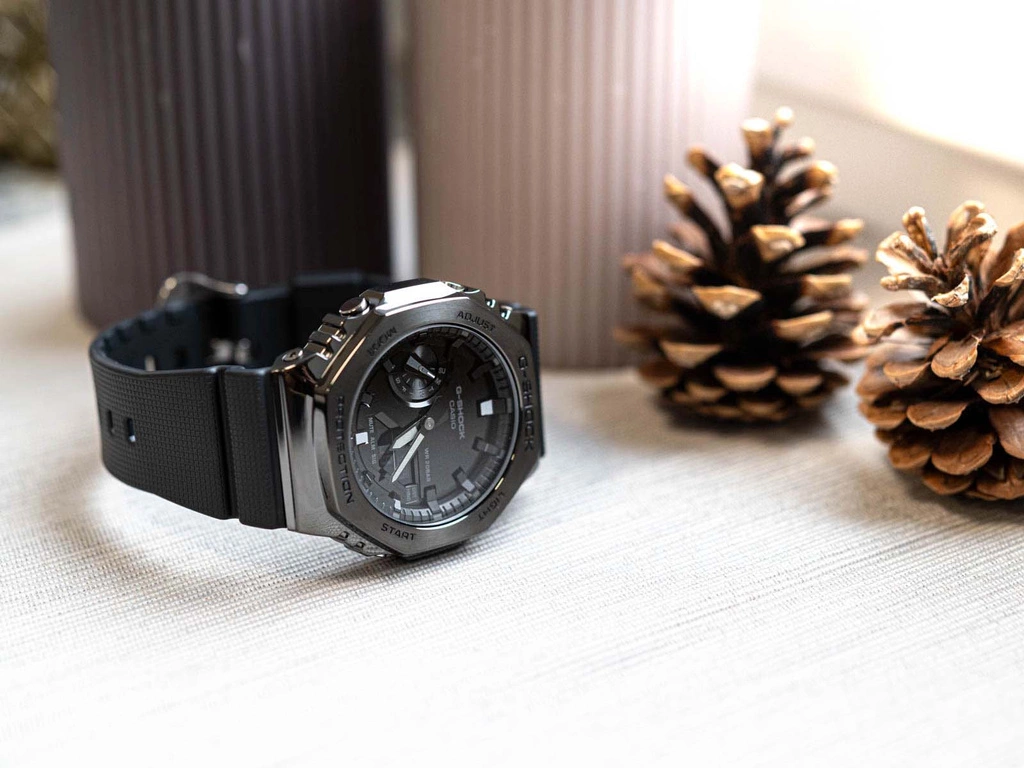 Zegarek męski CASIO G-SHOCK GM-2100BB-1AER