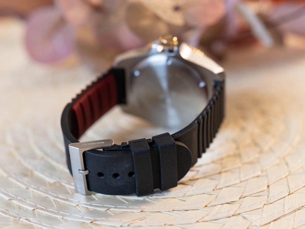 Zegarek męski Victorinox 242014 Journey 1884