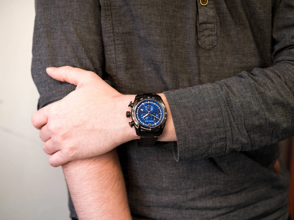 Zegarek męski VERSACE V-RAY VE2I00521