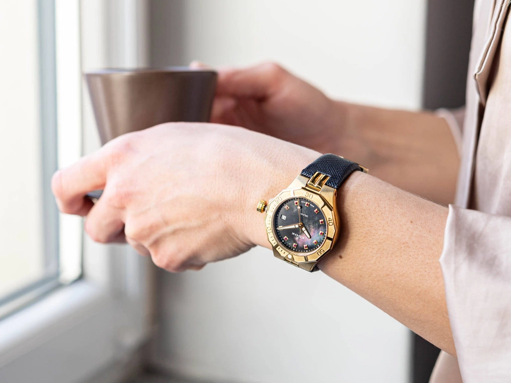 Zegarek damski EDOX 53020 37JC NANRUD Delfin The Original Diver Date Lady