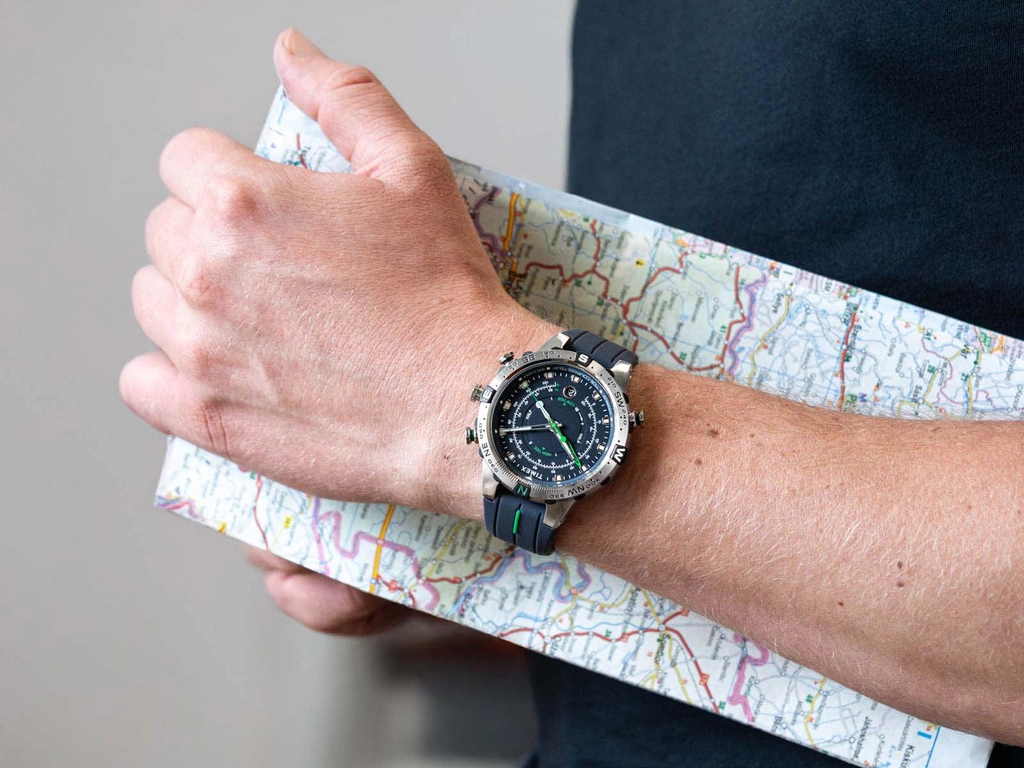 Zegarek męski Timex TW2V22100 Expedition Tide-Temp-Compass