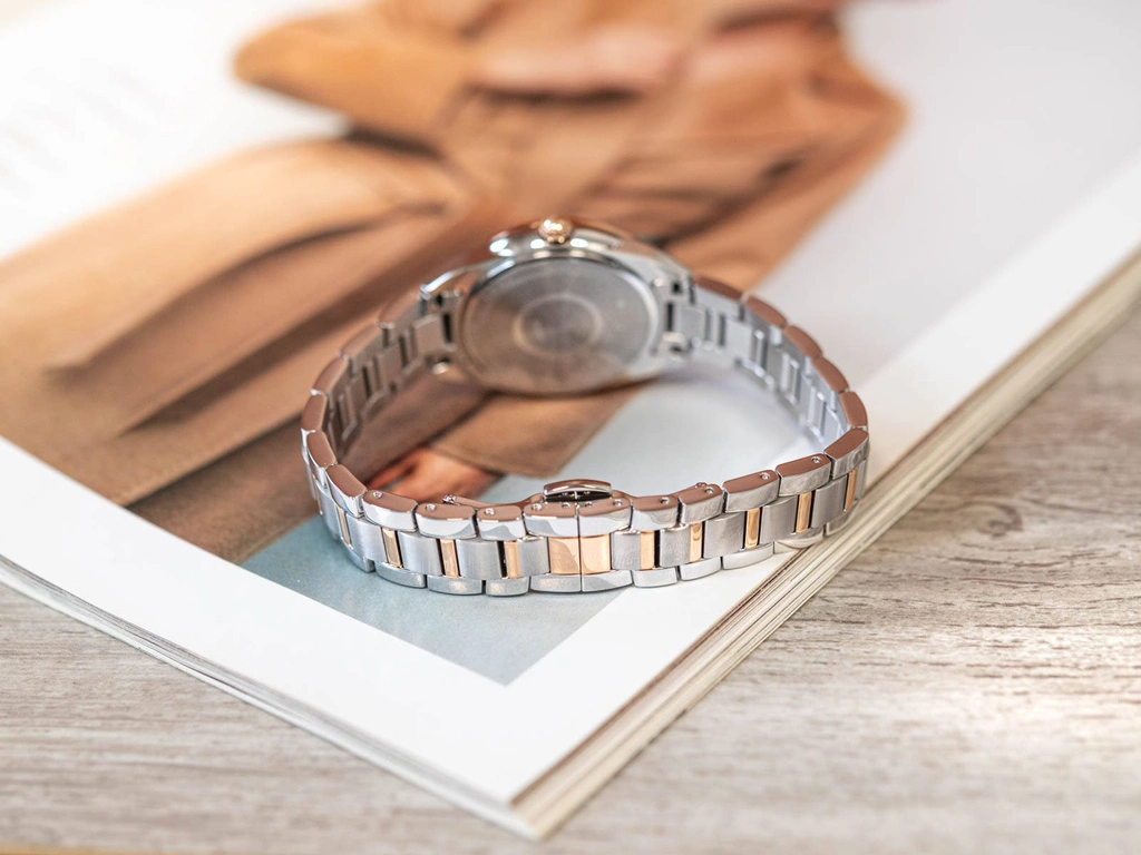 Zegarek damski BULOVA 98R281 Sutton