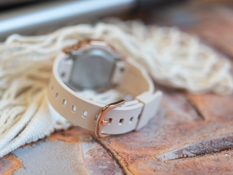 Zegarek damski CASIO G-SHOCK GM-S2110PG-4AER