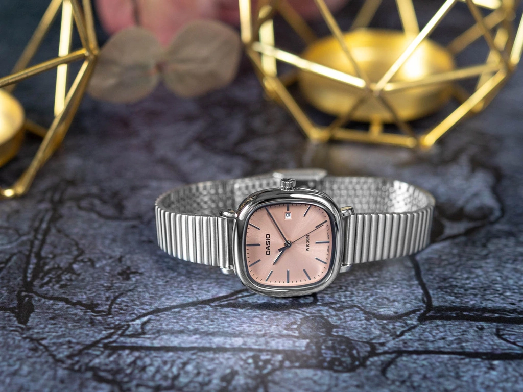 Zegarek damski CASIO CASIO LTP-B166D-4AVEF