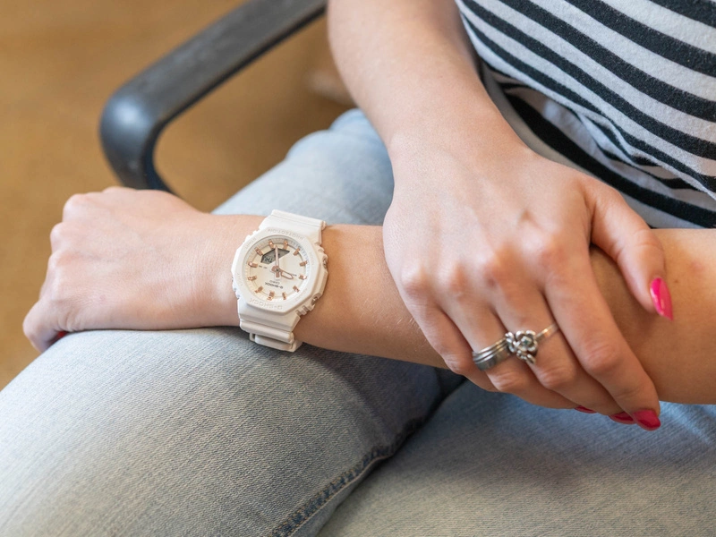 Zegarek damski CASIO G-SHOCK GMA-P2100M-7AER