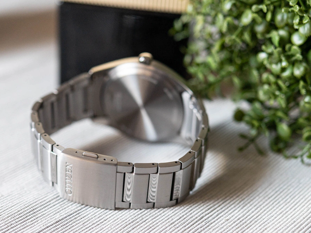 Zegarek męski Citizen AW1641-81E Super Titanium