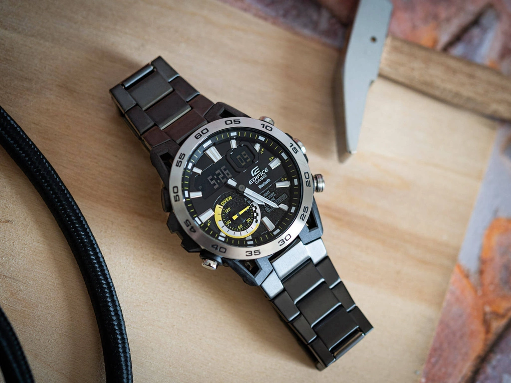 Zegarek męski CASIO Edifice ECB-40DC-1AEF