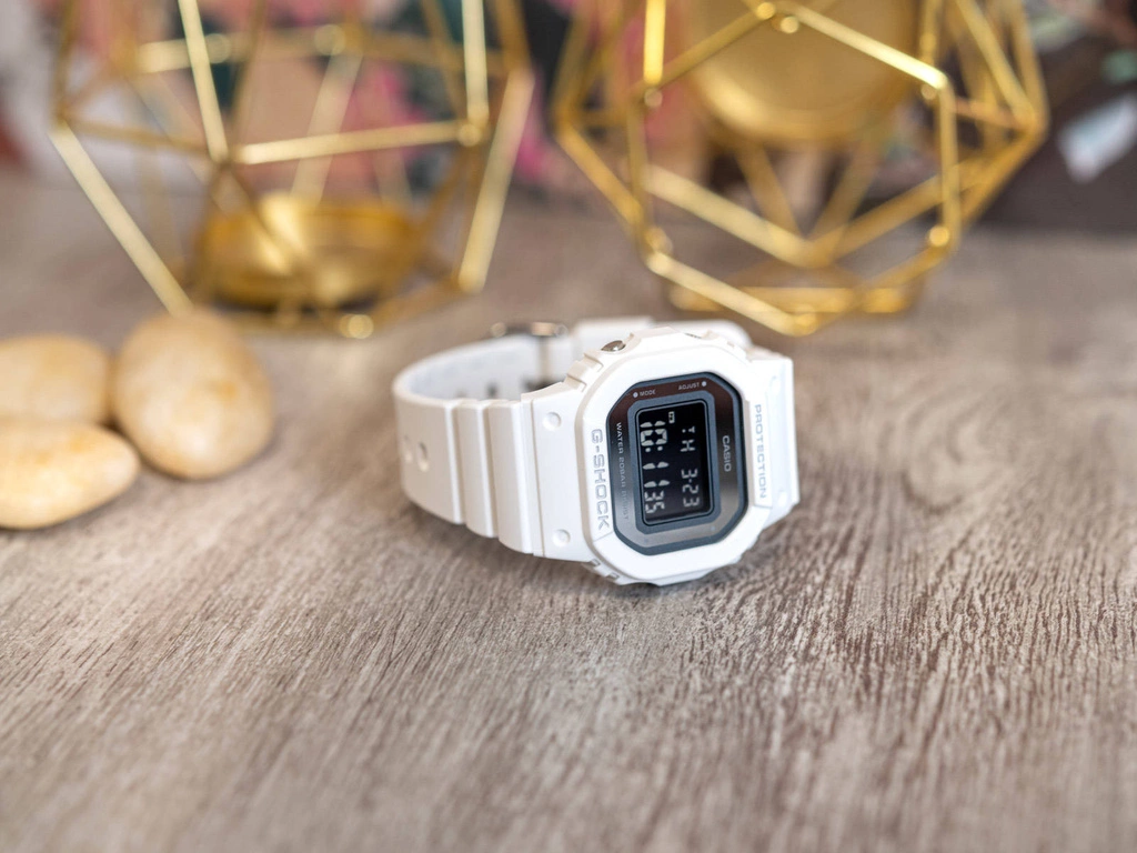 Zegarek damski CASIO G-SHOCK GMD-S5600-7ER