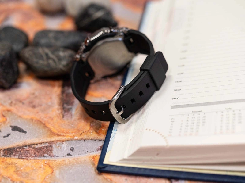 Zegarek damski CASIO G-SHOCK GM-S2110-1A1ER