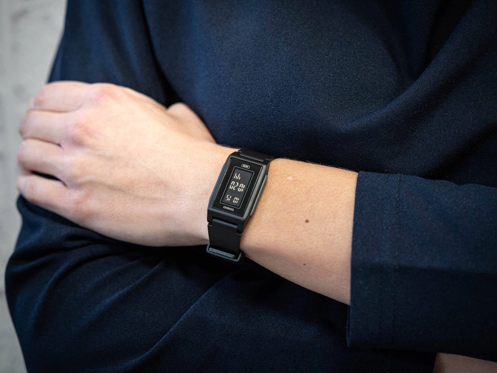 Zegarek damski CASIO LF-10WH-1EF Pop