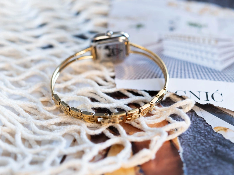 Zegarek damski CALVIN KLEIN 25100134 CK Adore