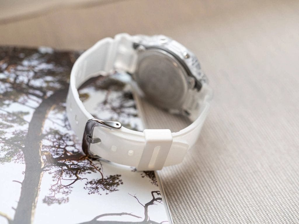 Zegarek męski CASIO G-SHOCK DW-B5600G-7ER