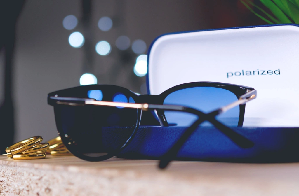 Okulary Przeciwsłoneczne PolarZONE PZ-825-10 czarno-granatowe