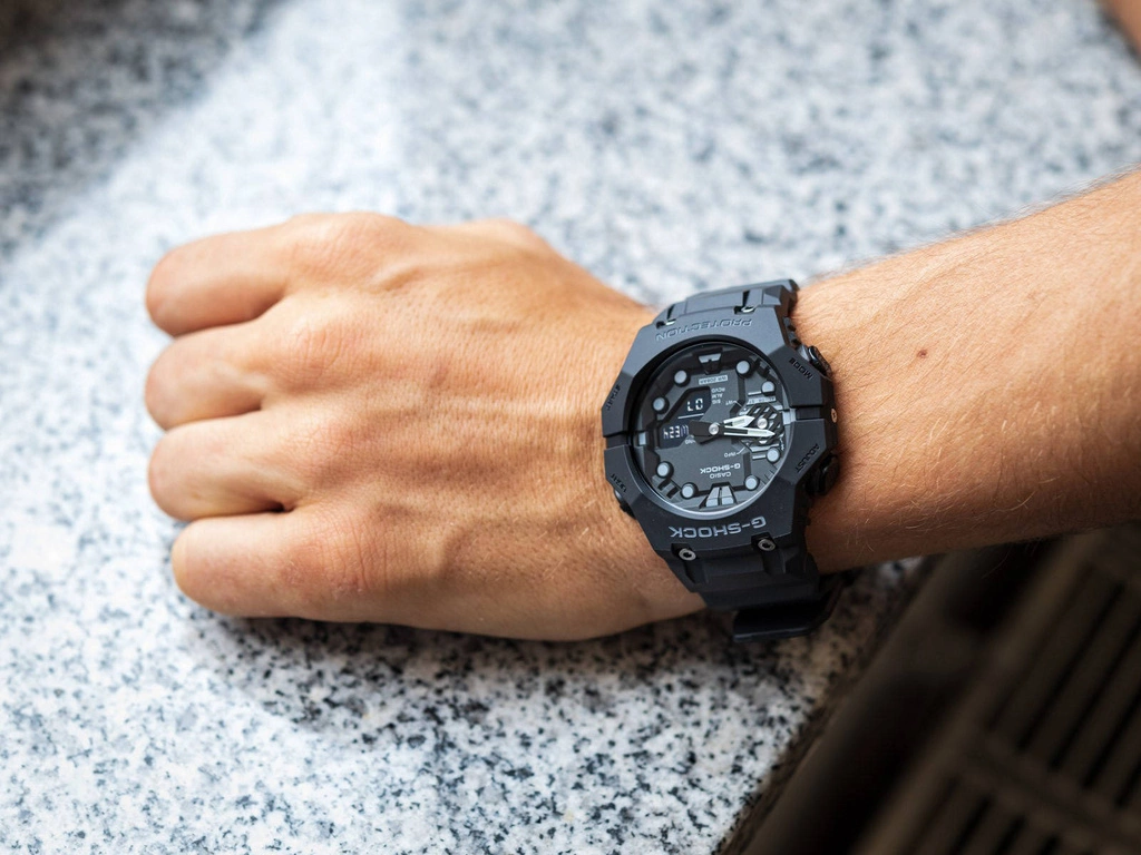 Zegarek męski CASIO G-SHOCK GA-B001-1AER