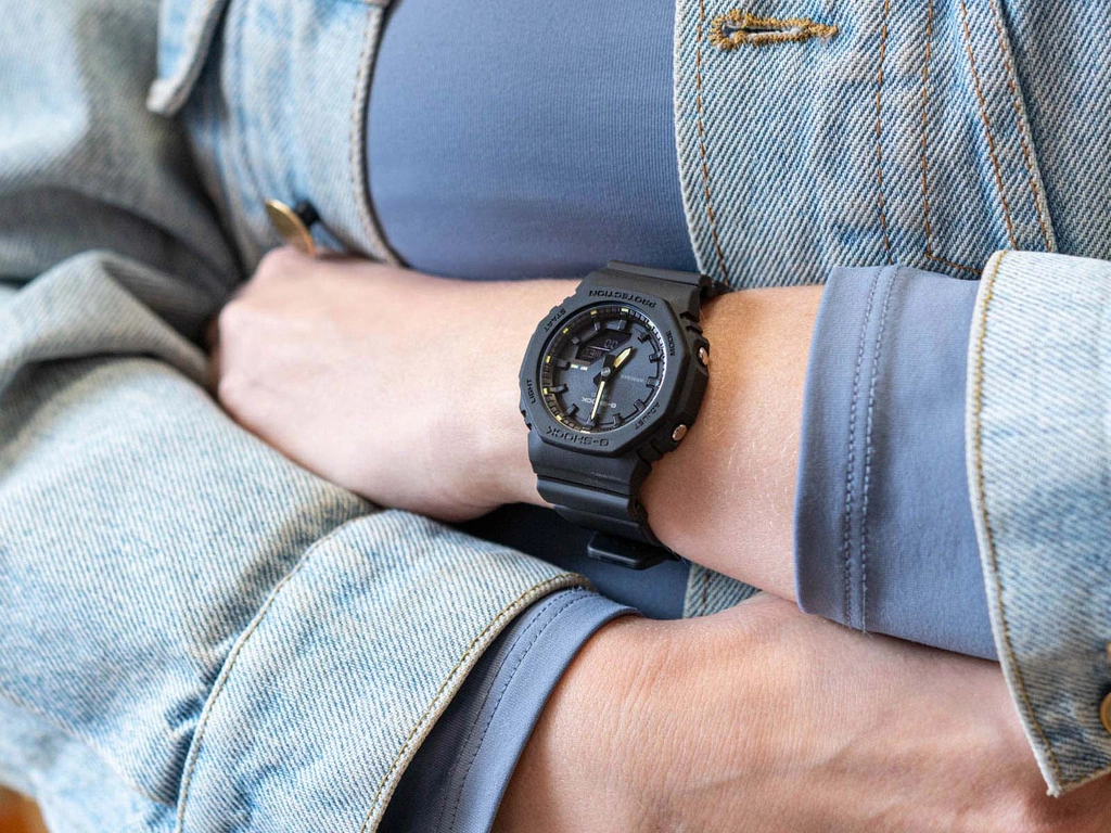 Zegarek damski CASIO G-SHOCK GMA-P2100SA-1A2ER