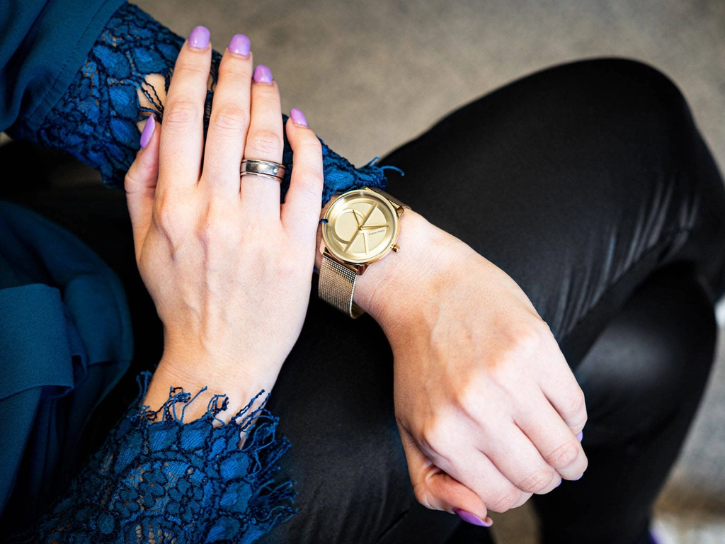 Zegarek damski CALVIN KLEIN 25200034 Iconic Mesh