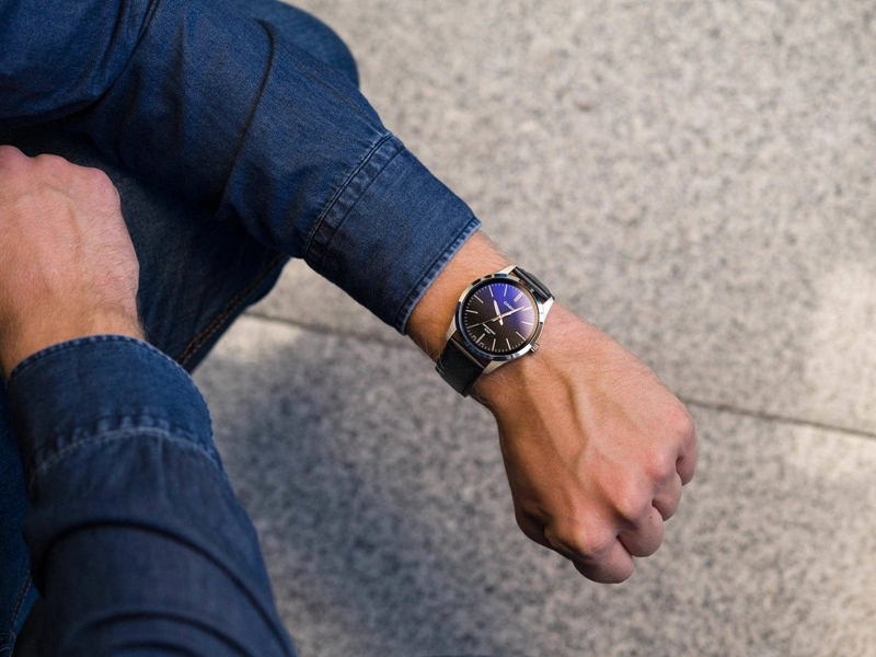 Zegarek męski CASIO MTP-E180L-2AVEF