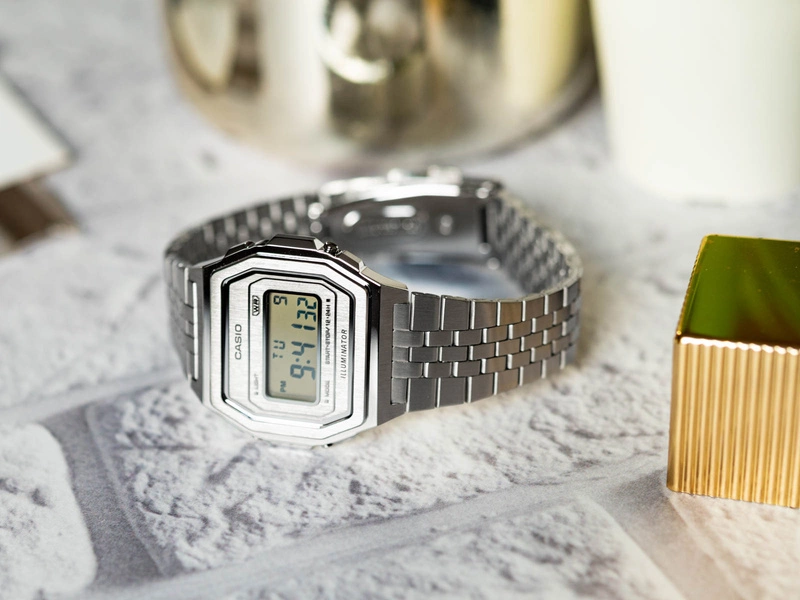 Zegarek CASIO A1000A-7EF