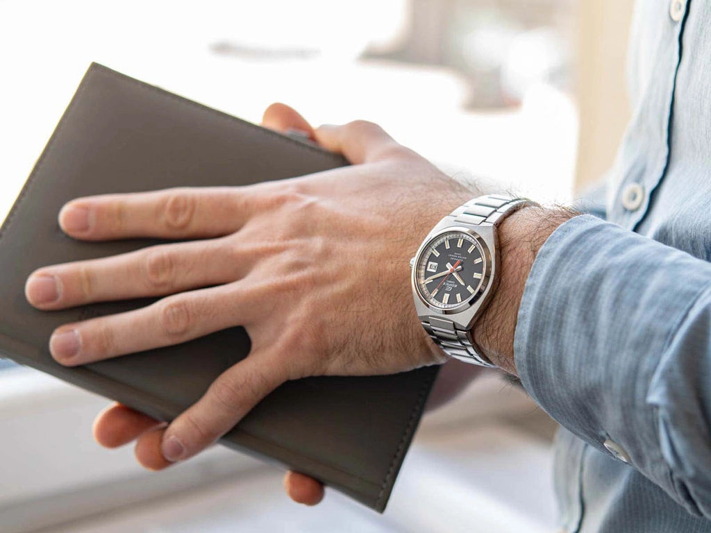 Zegarek męski CASIO Edifice EFB-109D-1AVEF