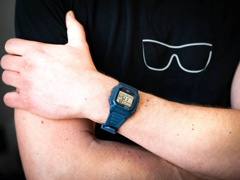 Zegarek męski CASIO W-800H-2AVES 
